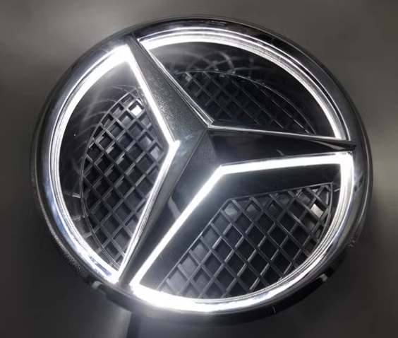 Mercedes-Benz C-Klasse 180 GLK Kühlergrill, großes LED-beleuchtetes Emblem